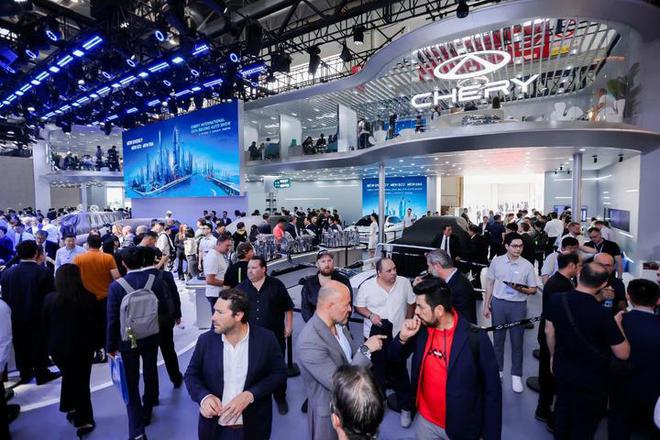 蘑菇车联亮相世界智能网联汽车大会，自动驾驶项目落地潮加速来临